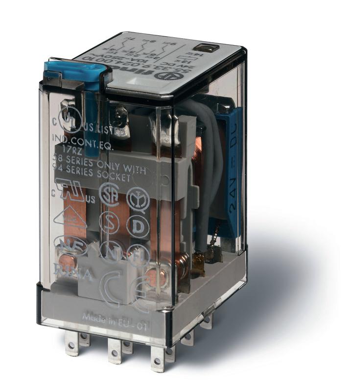 картинка Реле миниатюрное 3CO 10А 230В AC FINDER 553382300010